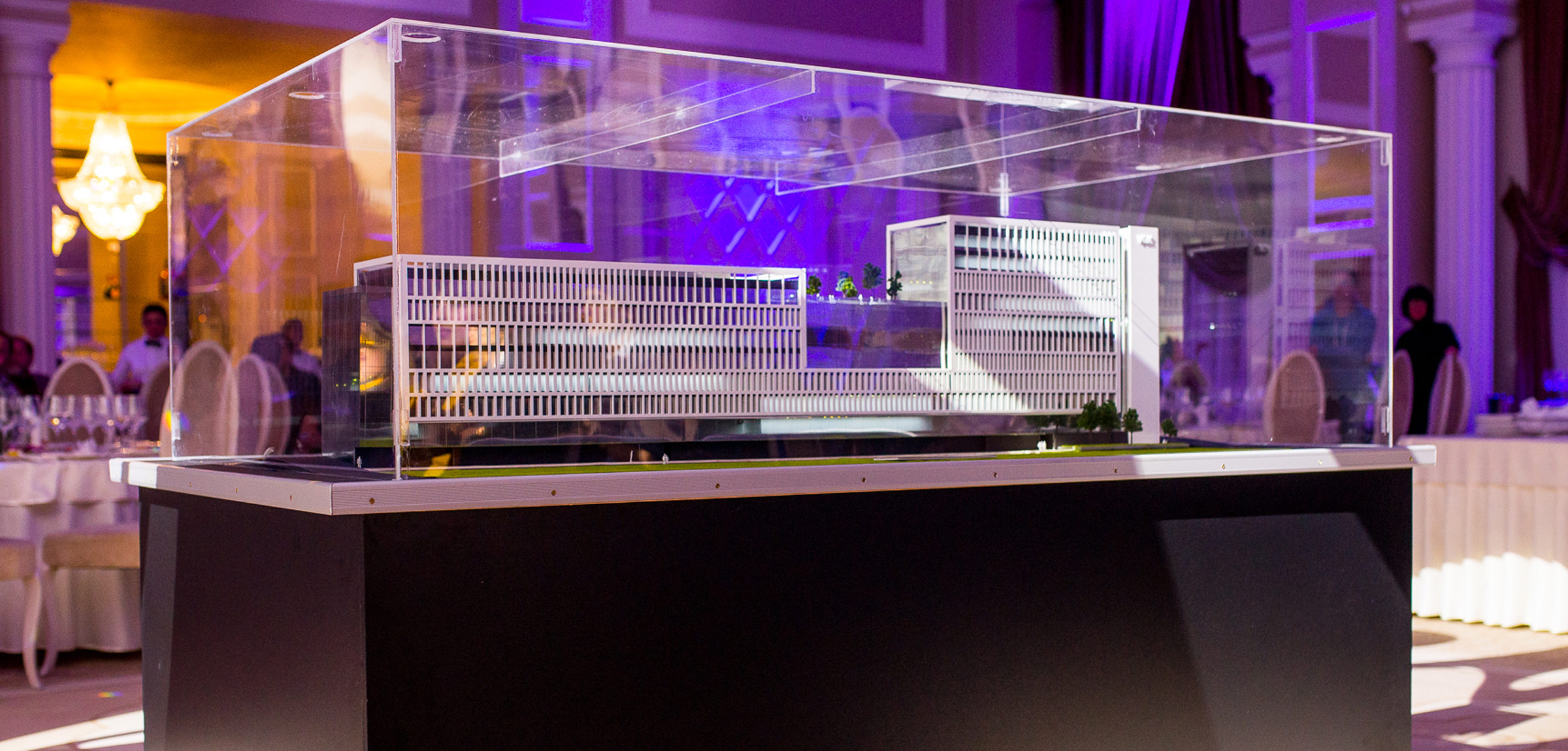 vox-eveniment-lansare-header